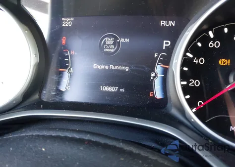 2018 Jeep Compass Latitude 4X4 z USA, uszkodzony, nr VIN 3C4NJDBB3JT483660